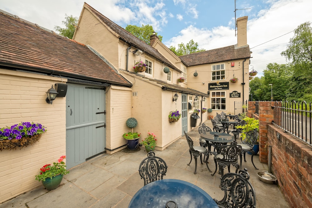 The Shakespeare Inn 44/50