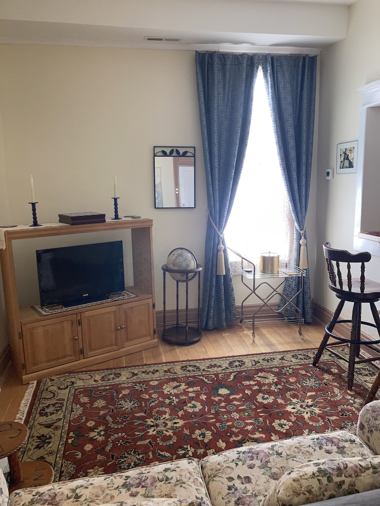 Historic Capitol Hotel Vacation Suites 21/32
