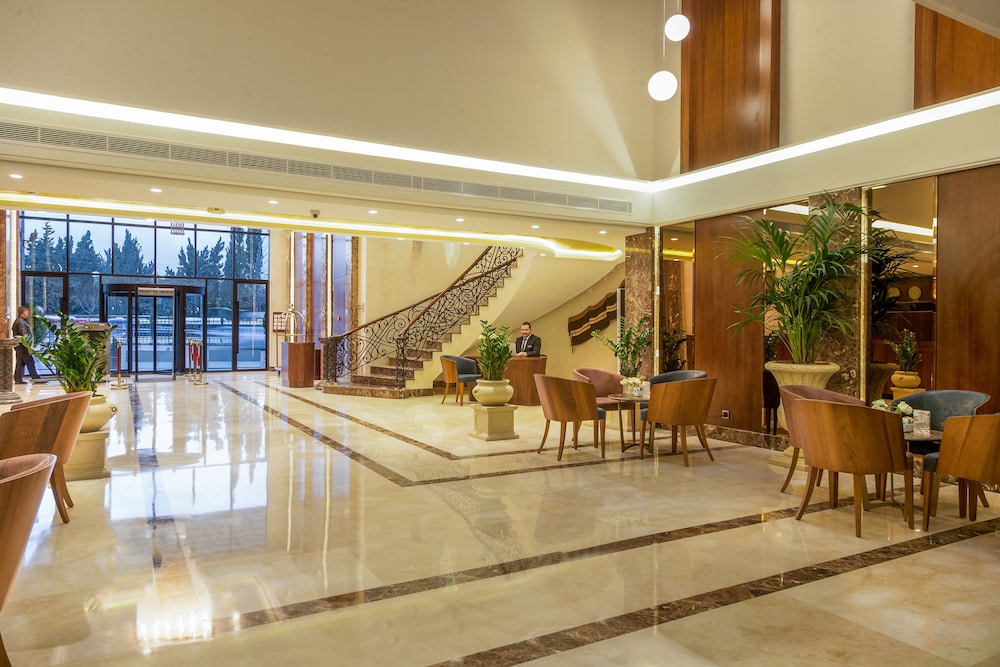 Gerasa Hotel 6/40