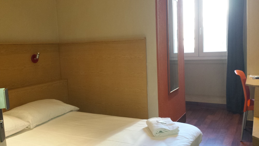 Abalone Hotel 21/46