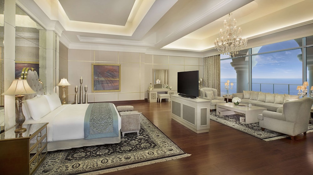 Waldorf Astoria Dubai Palm Jumeirah 48/81