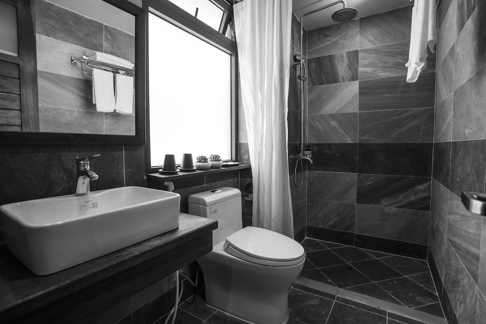 Hoi An Silk River Villa 33/37