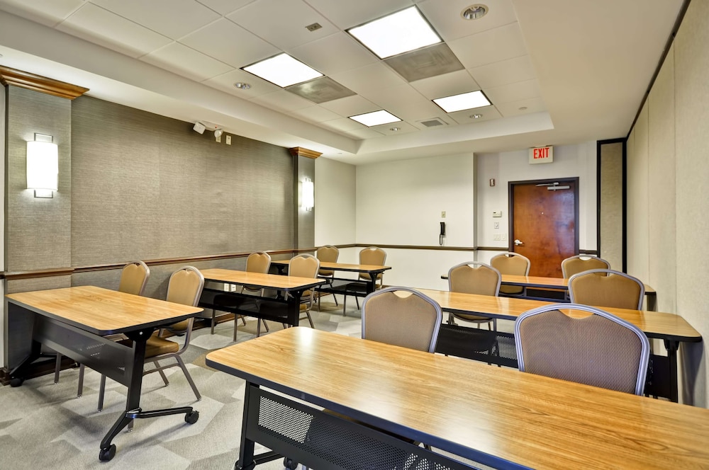 Hyatt Place Minneapolis Airport South 38/43