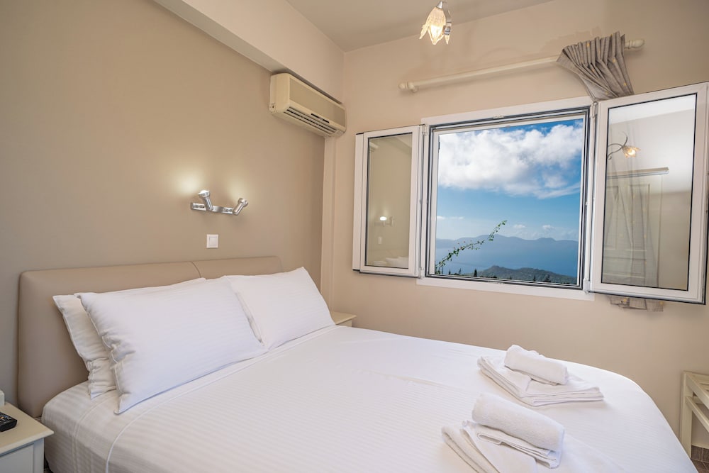 APARTMENT, SEA VIEW