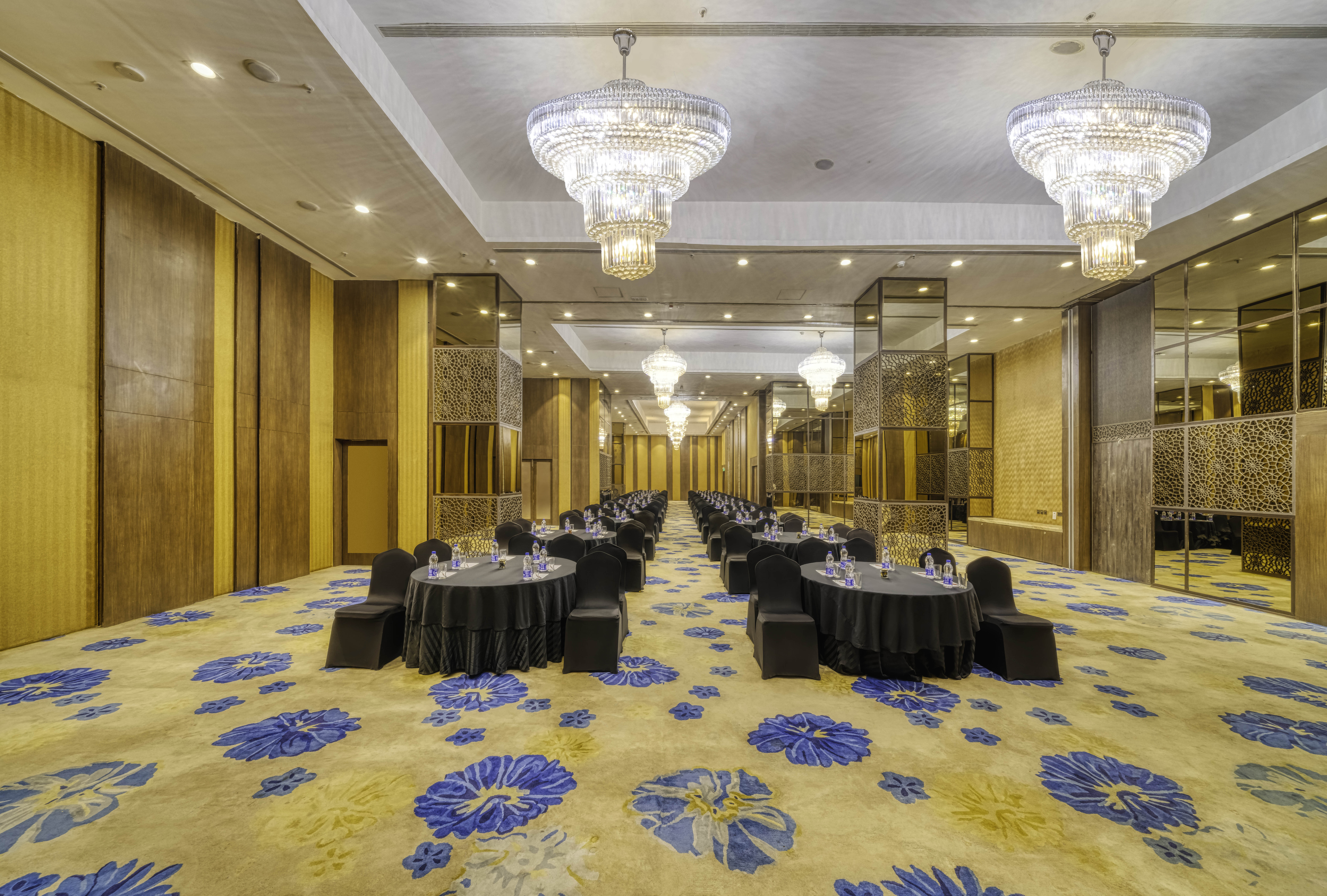 HOLIDAY INN KOLKATA AIRPORT 48/59