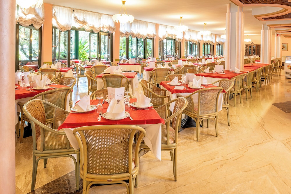 Park Hotel Oasi 55/71