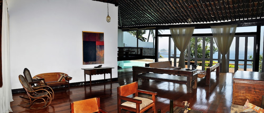 Cliffside Guest House Experience 51/67