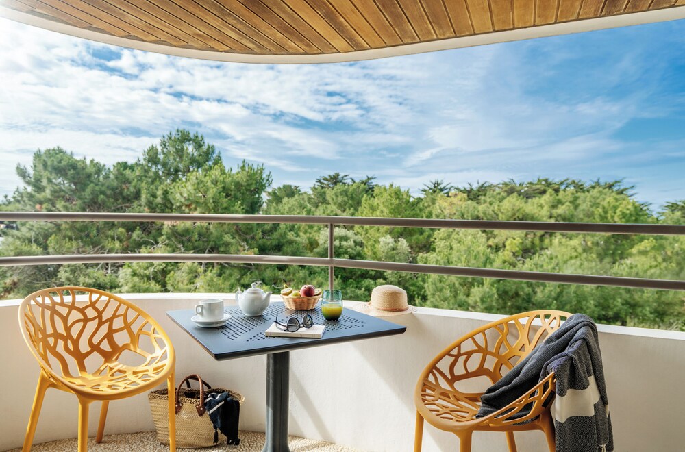 Hotel Valdys Thalasso & Spa - les Pins 33/50