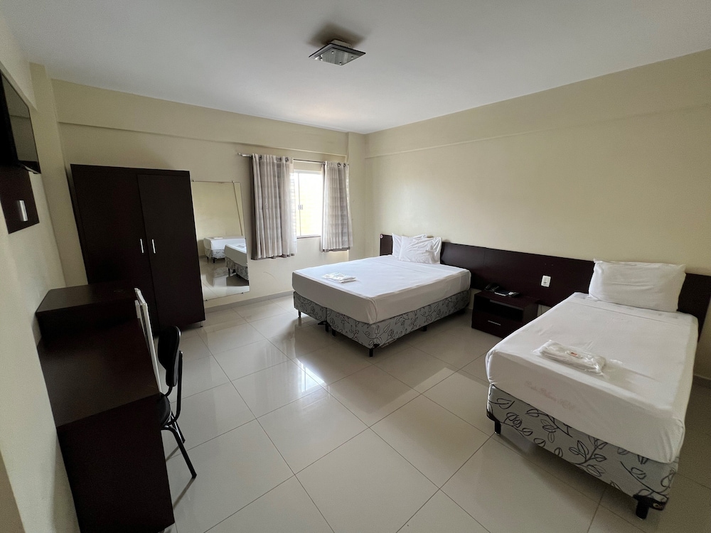 Express Atrium Hotels 8/29