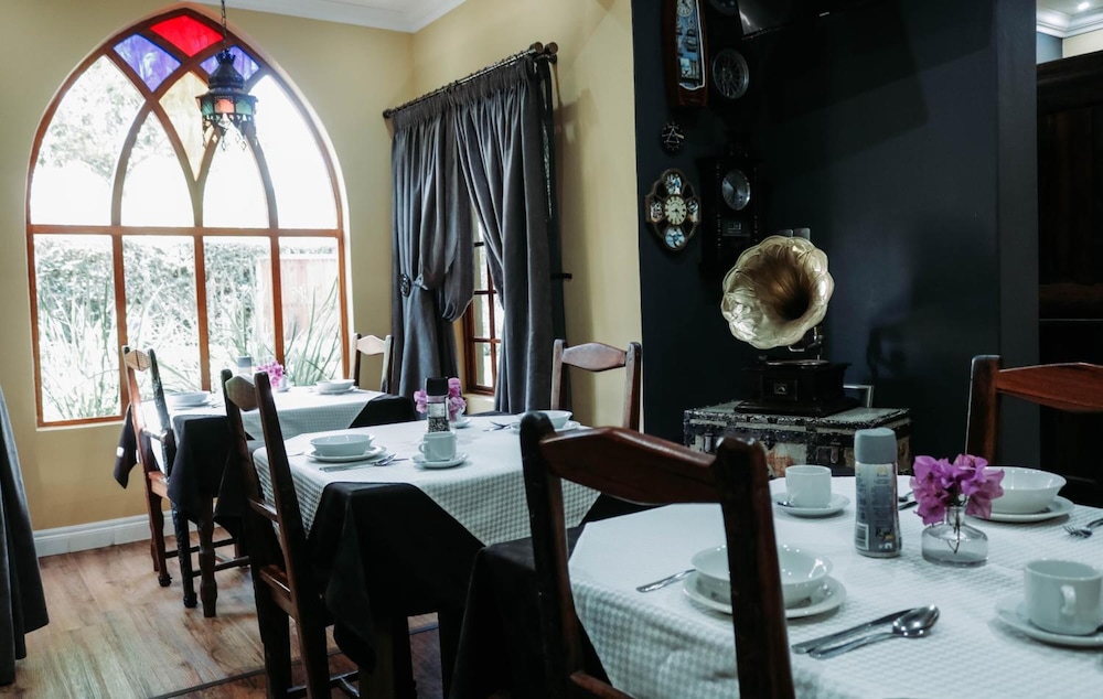 Danlee Overnight Accomodation 28/50