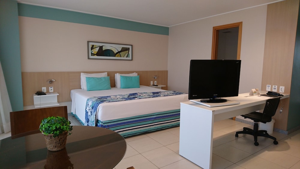 Deluxe, King Bed, River View