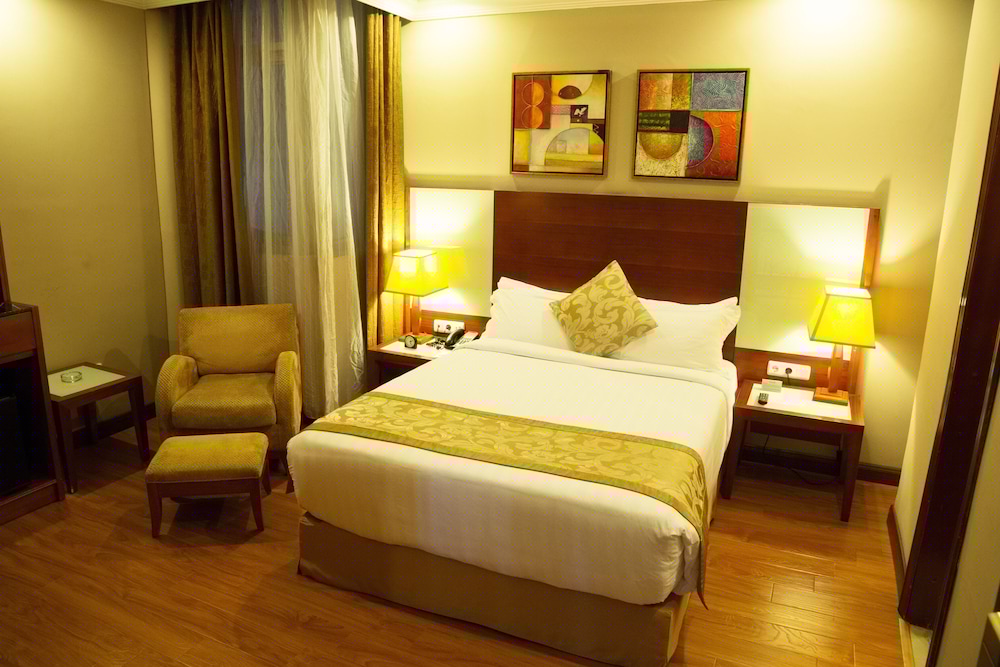 Jupiter International Hotel Cazanchise 20/66