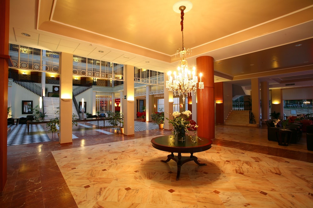 Gran Hotel Aqualange 38/61