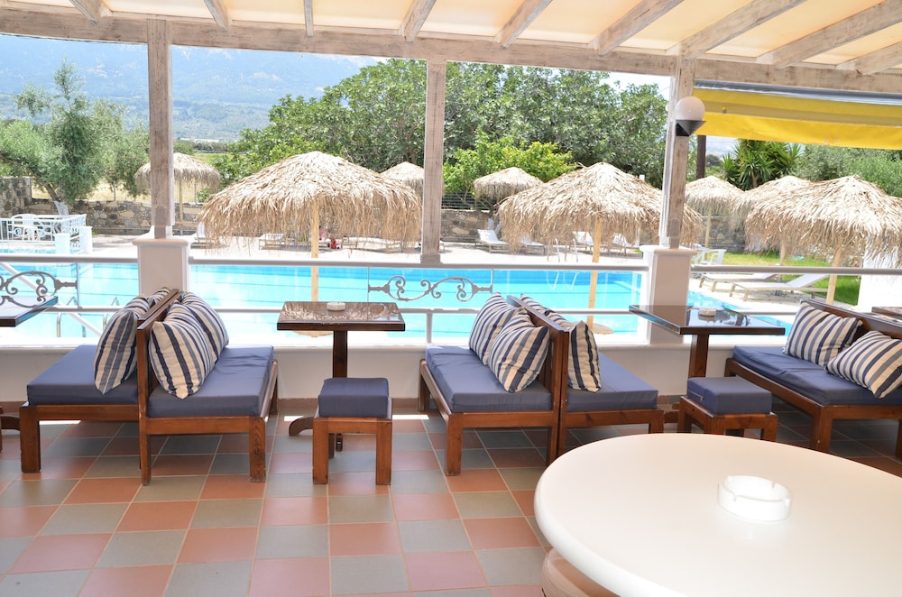 Blue Nest Hotel 34/53
