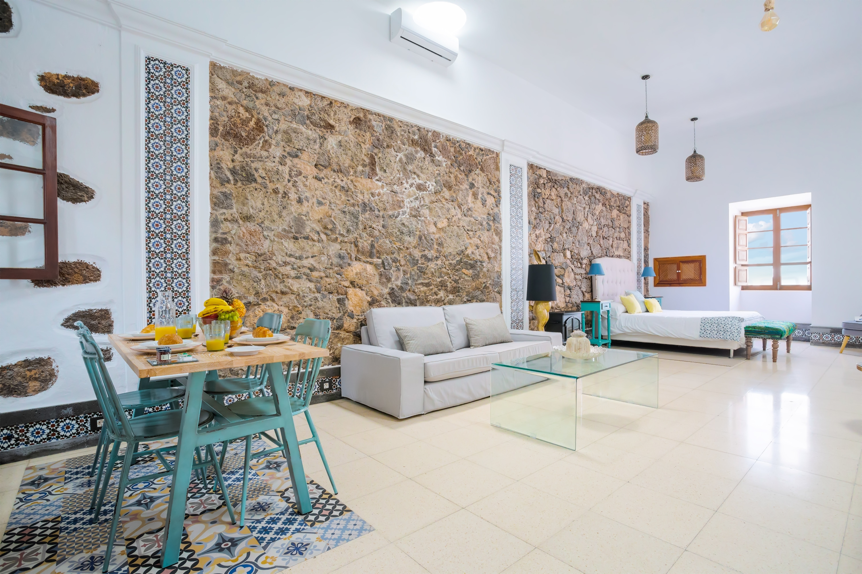 El Charco Suites 33/50