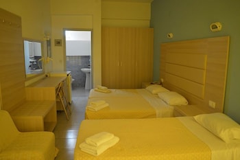 Sabina Hotel 24/53