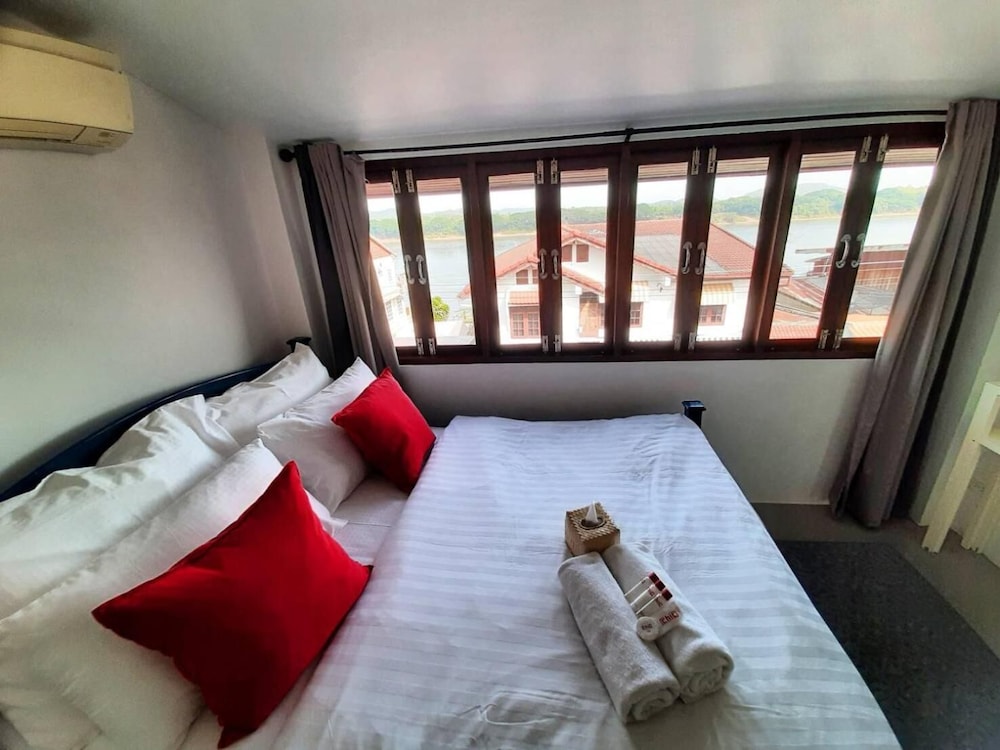 The Royal Chiangkhan Boutique Hotel 25/50
