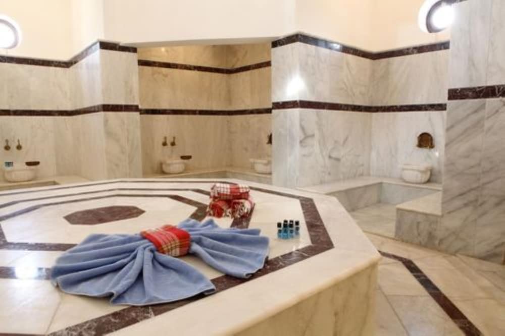 Iksir Resort Town Hotel 33/68