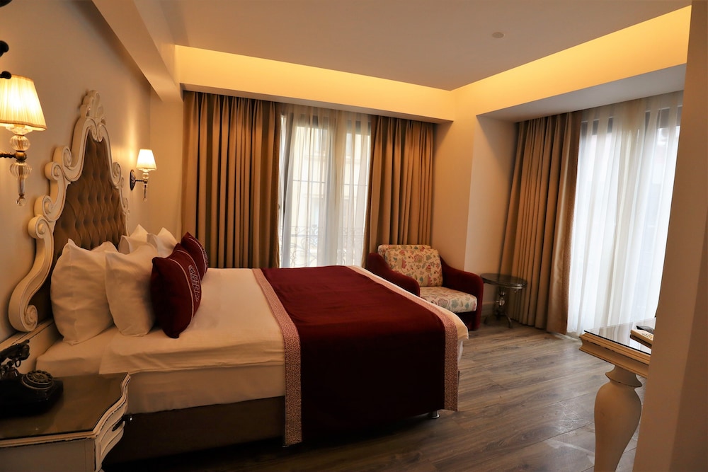 ANTHEMIS HOTEL 49/71