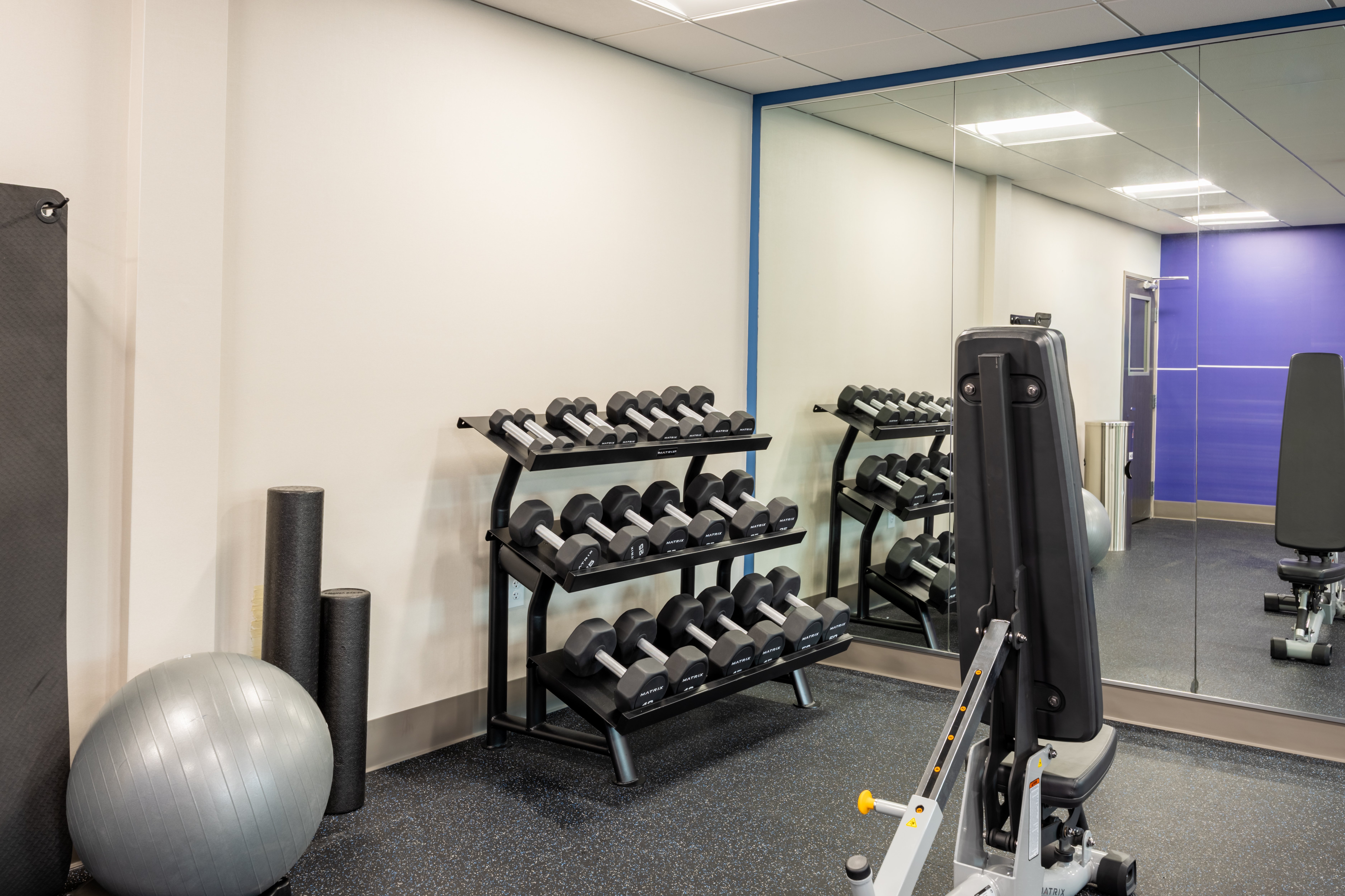 Holiday Inn Express Hotel Suites Columbus Polaris Parkway 50/77