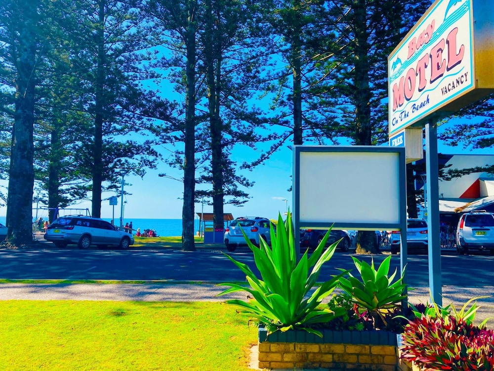 Bay Motel 47/57
