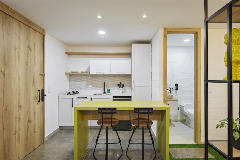 Altio hotel 26/31