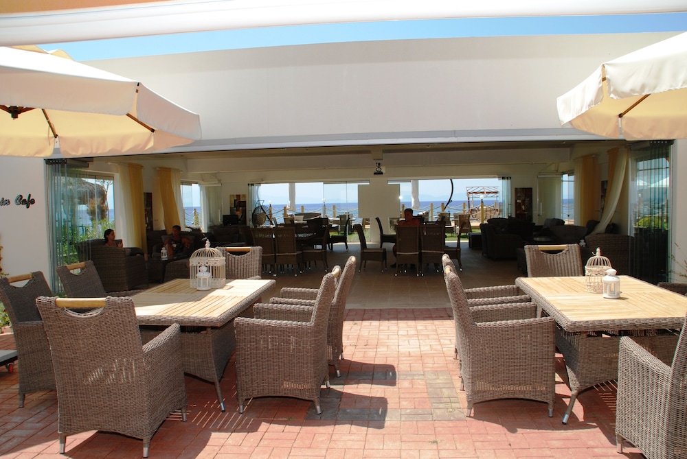 Karya Family Resort 65/88