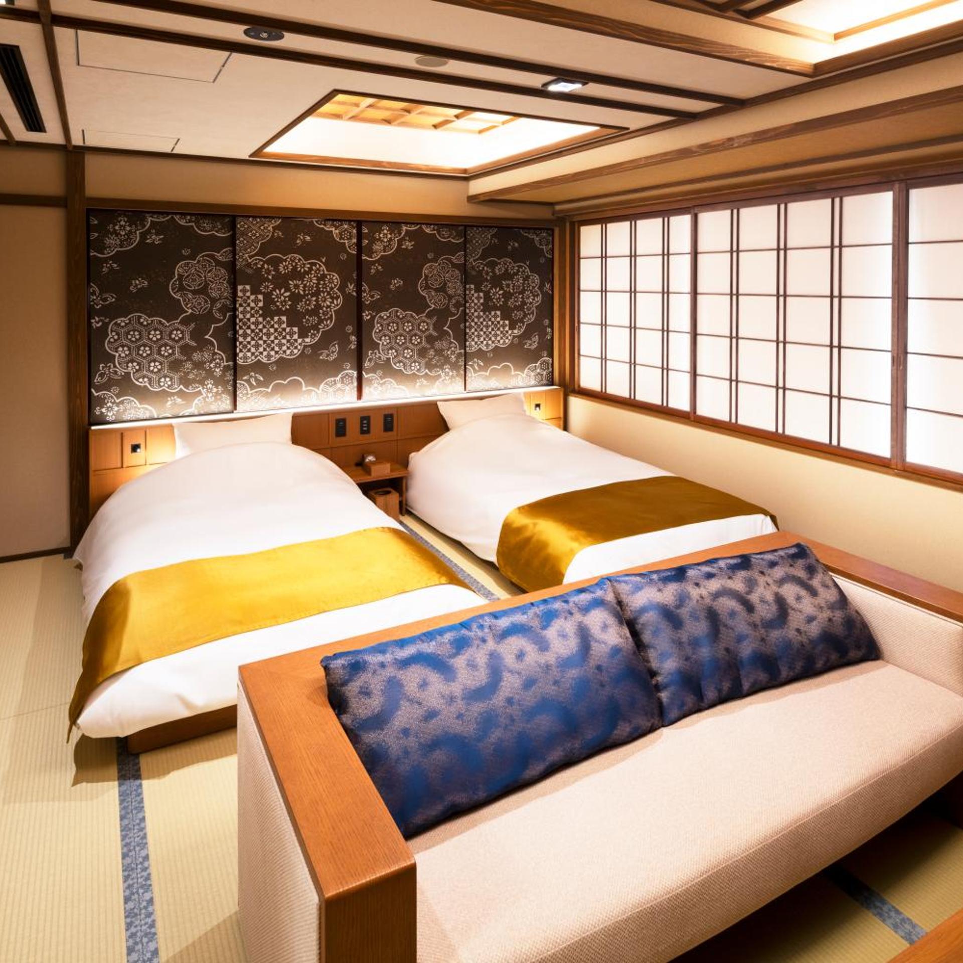 Deluxe, Twin Beds, Adult Only