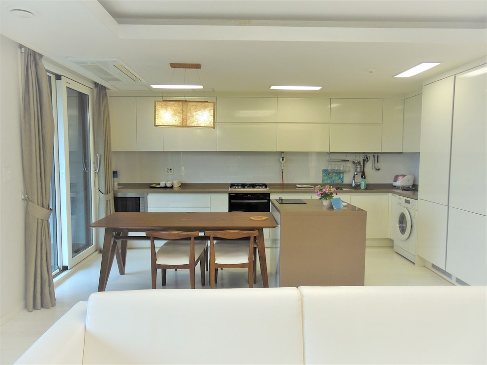 Jeju Healthcare Town Resort 30/50