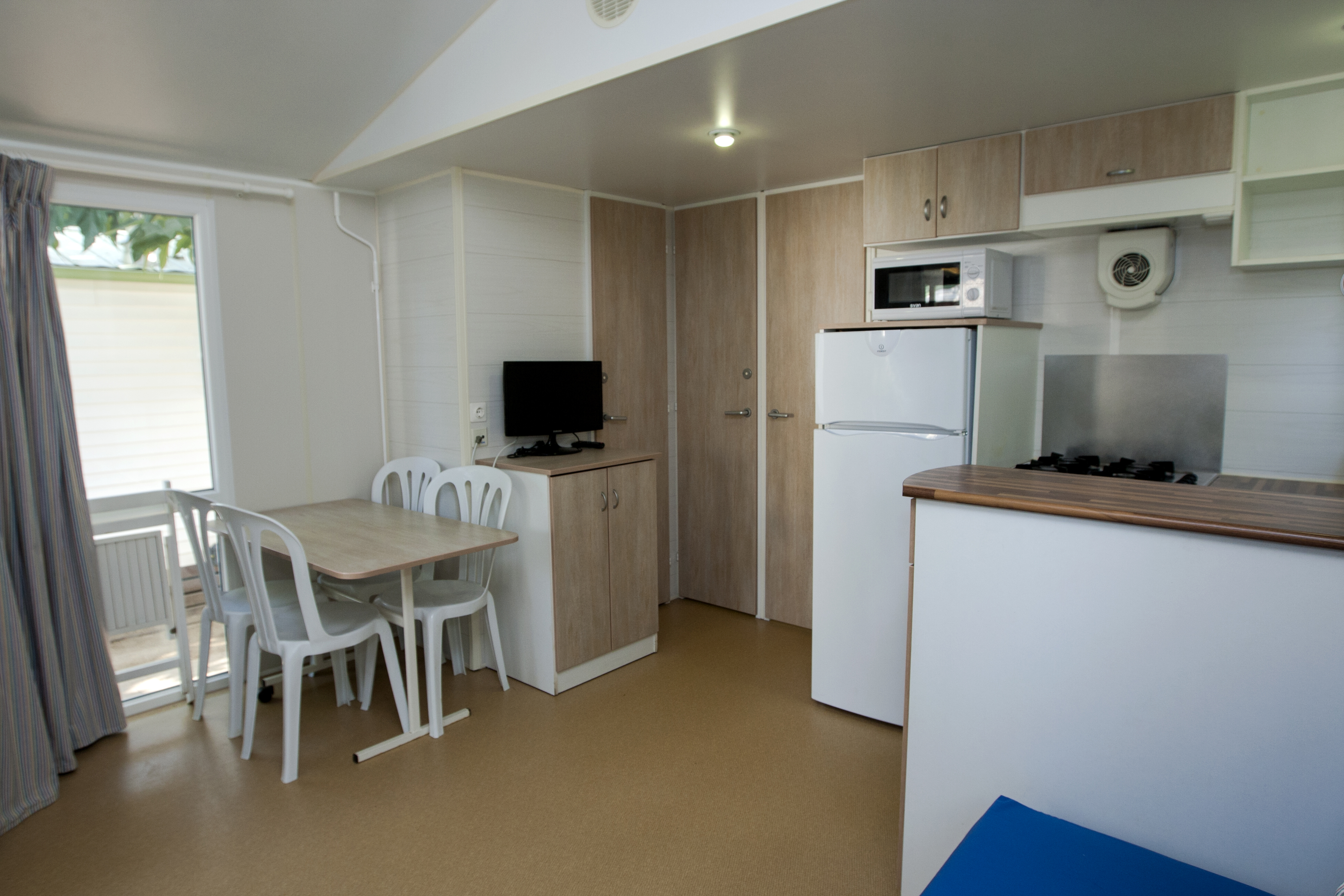 CAMPING PLATJA CAMBRILS 28/50