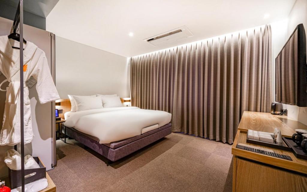 Haeundae Thevan Hotel 17/87