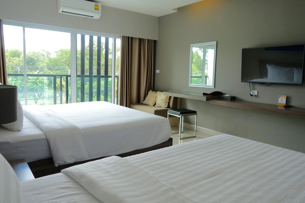 V Hotel Ubon Ratchathani 28/45