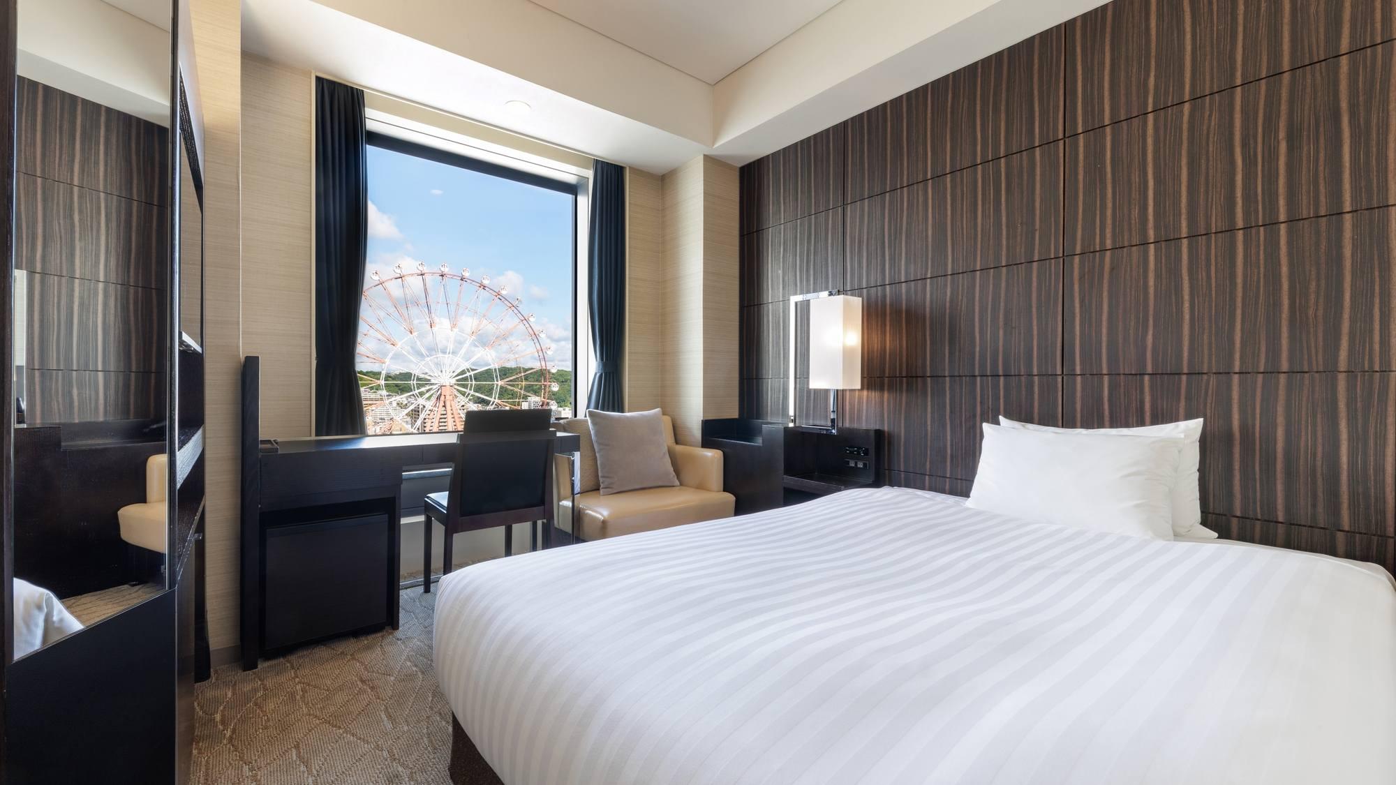 Semi Room, Double Bed, Ferris Wheel View, Night View