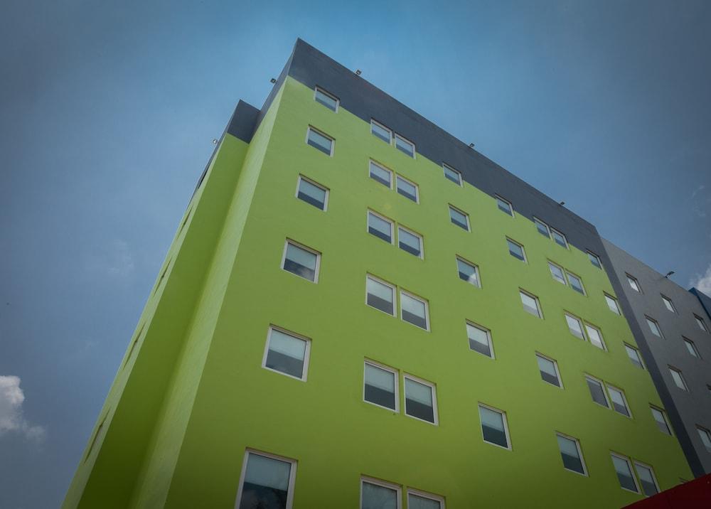 SRホテル 写真1
