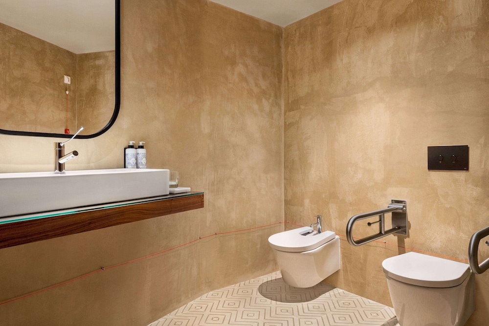 Fontinha Porto a Trademark Collection by Wyndham 55/58