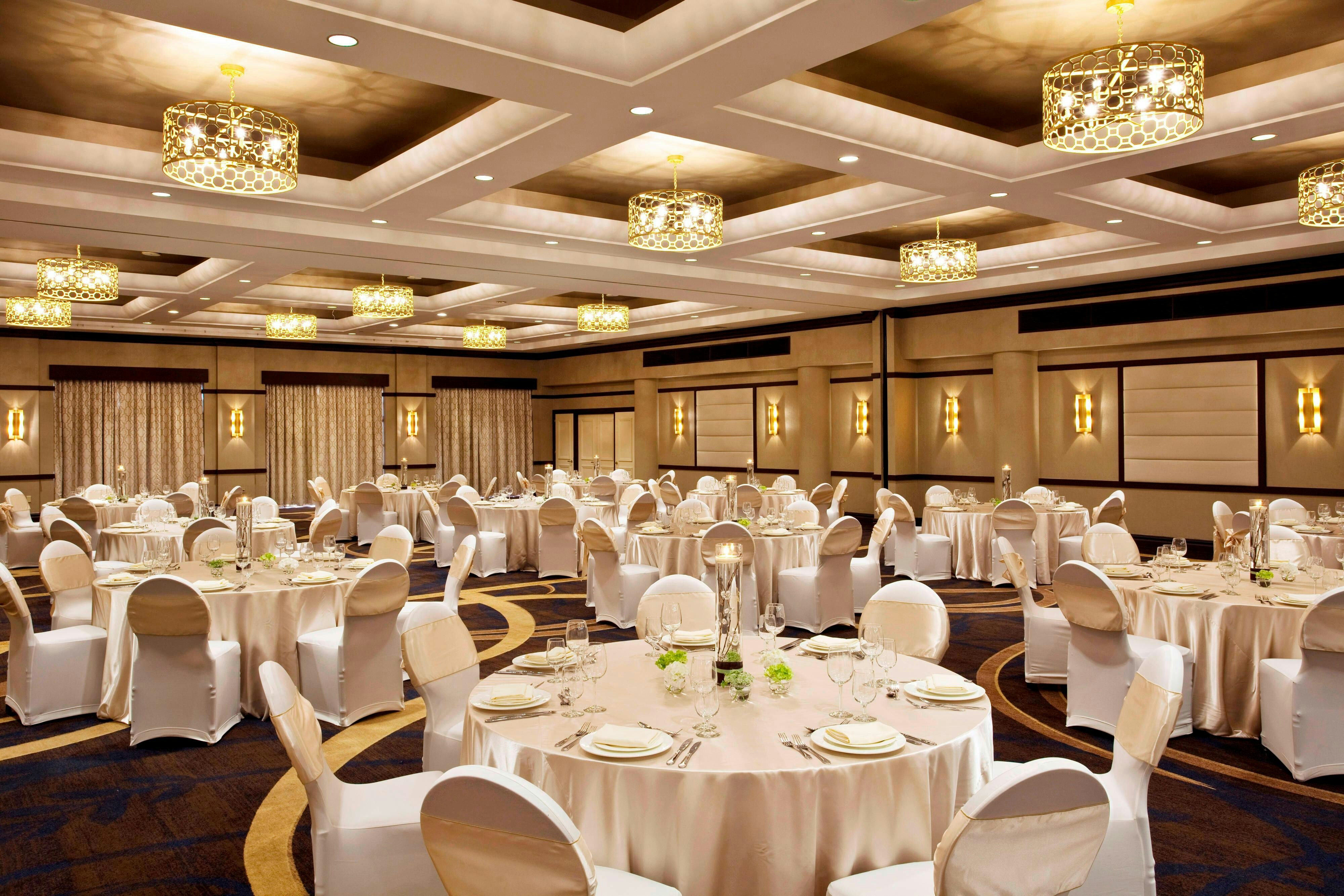 Sheraton LaGuardia East Hotel 24/27