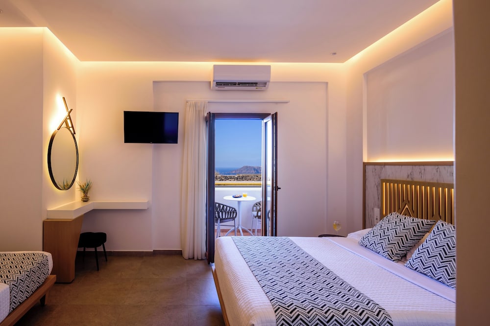 ROOM, DOUBLE BED, SUNSET VIEW