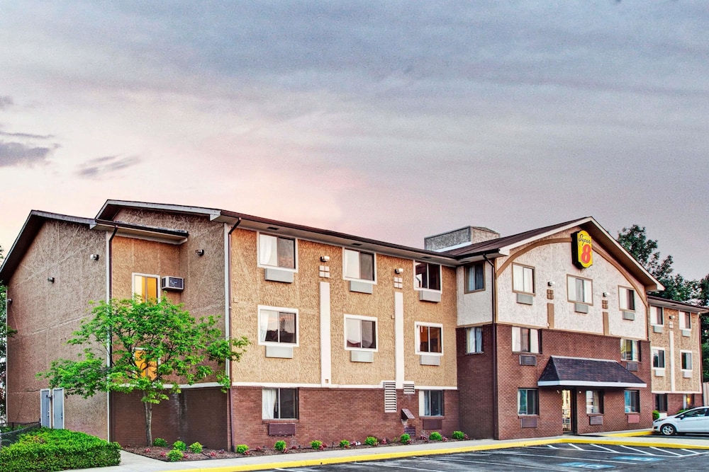 Super 8 By Wyndham Baltimore/Essex Area 1/20
