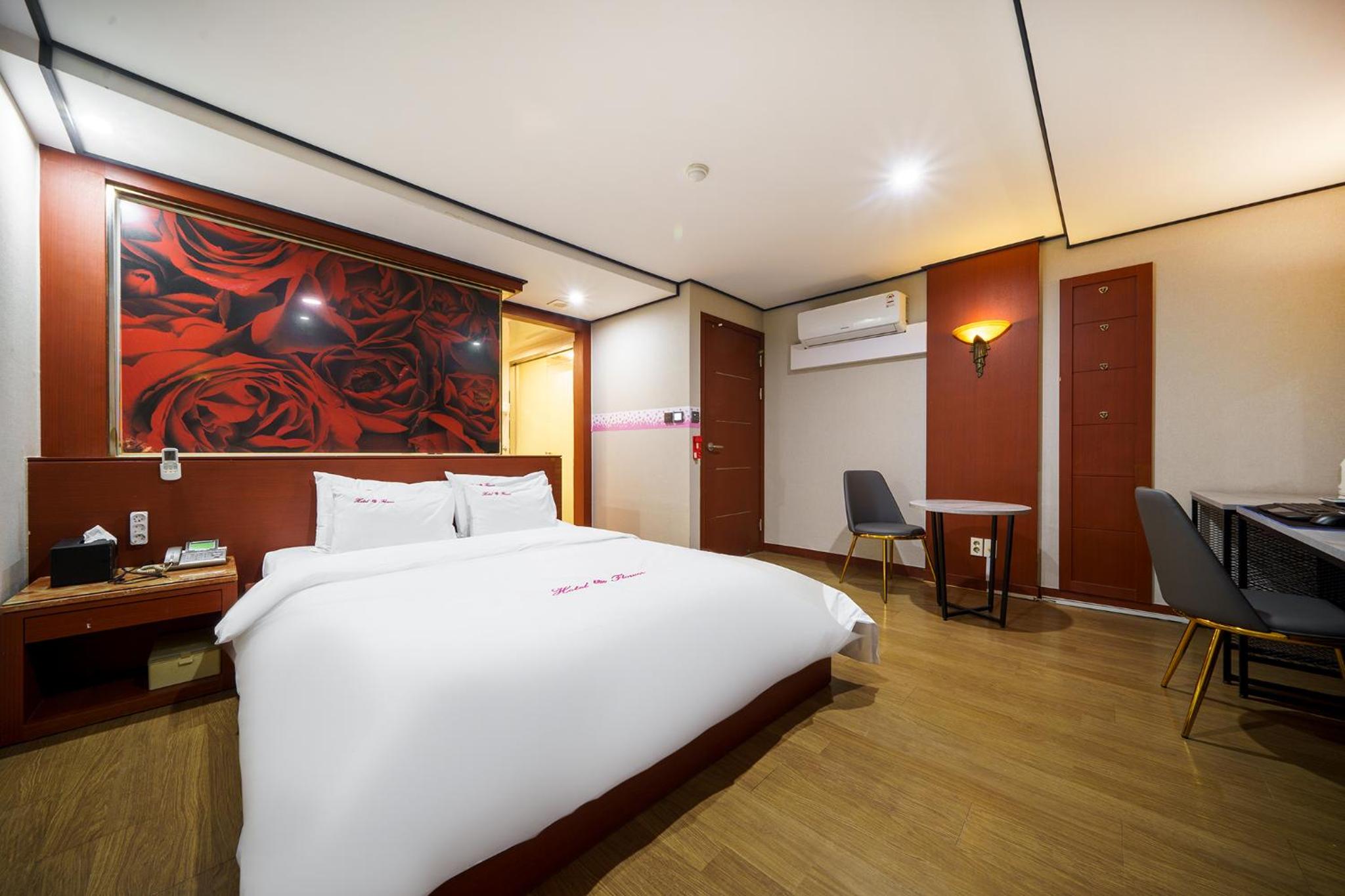 Hotel Flower 20/72