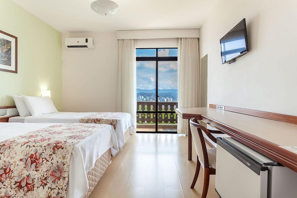 Monthez Hotel & Eventos 30/65