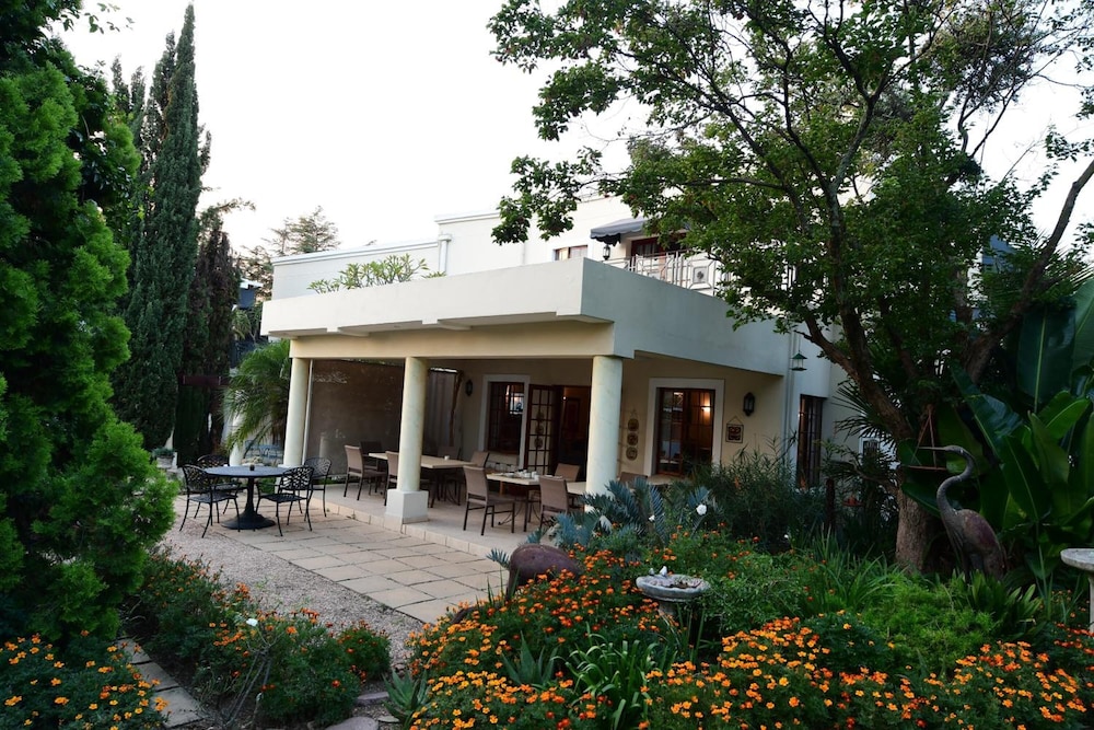 Highgrove Guesthouse 2/48