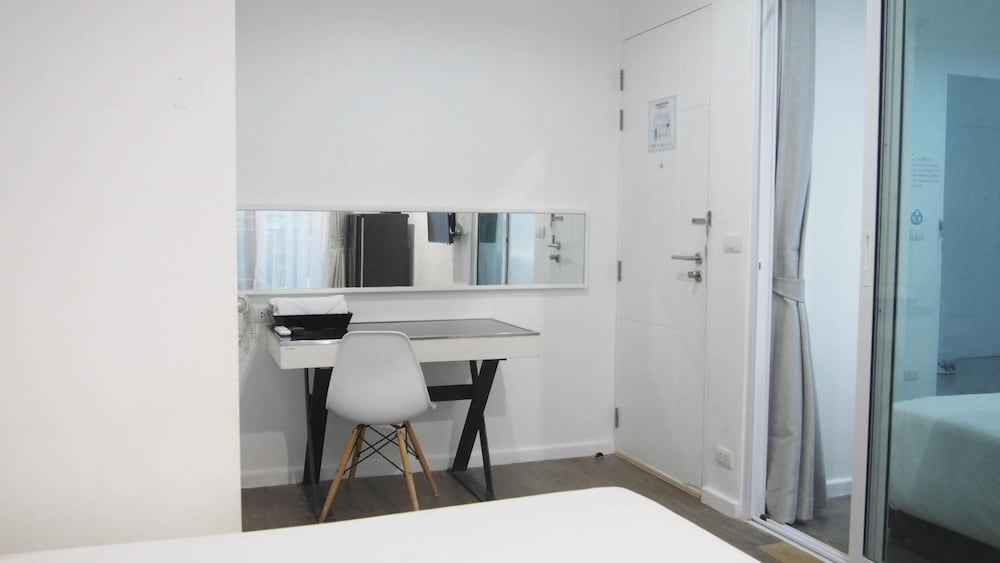 Blu Monkey Bed And Breakfast 18/63