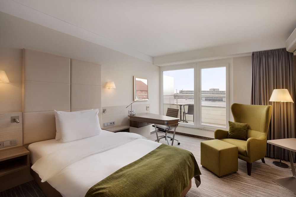 DoubleTree by Hilton Hannover Schweizerhof 14/61