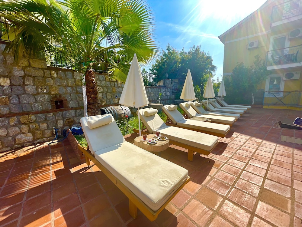 Mountain Valley Apart Hotel & Villas 21/50