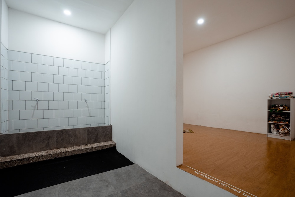 Bobobox Pods Kota Lama Semarang 32/45