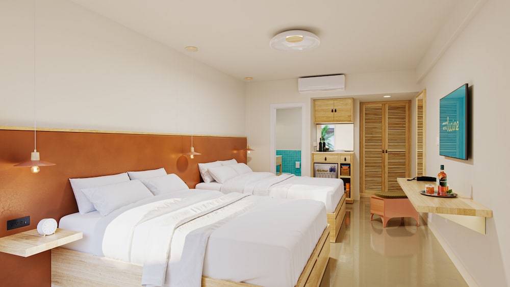ROOM, KING BED