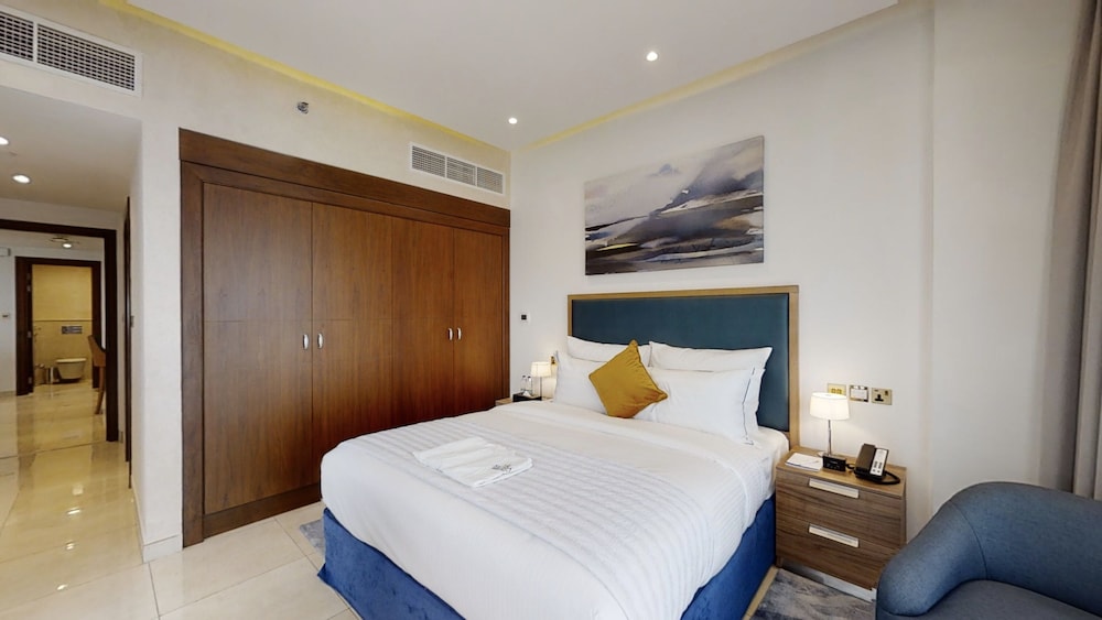 SUHA Creek, Waterfront Al Jaddaf 10/50