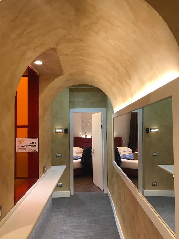 Artemide GuestHouse 18/27