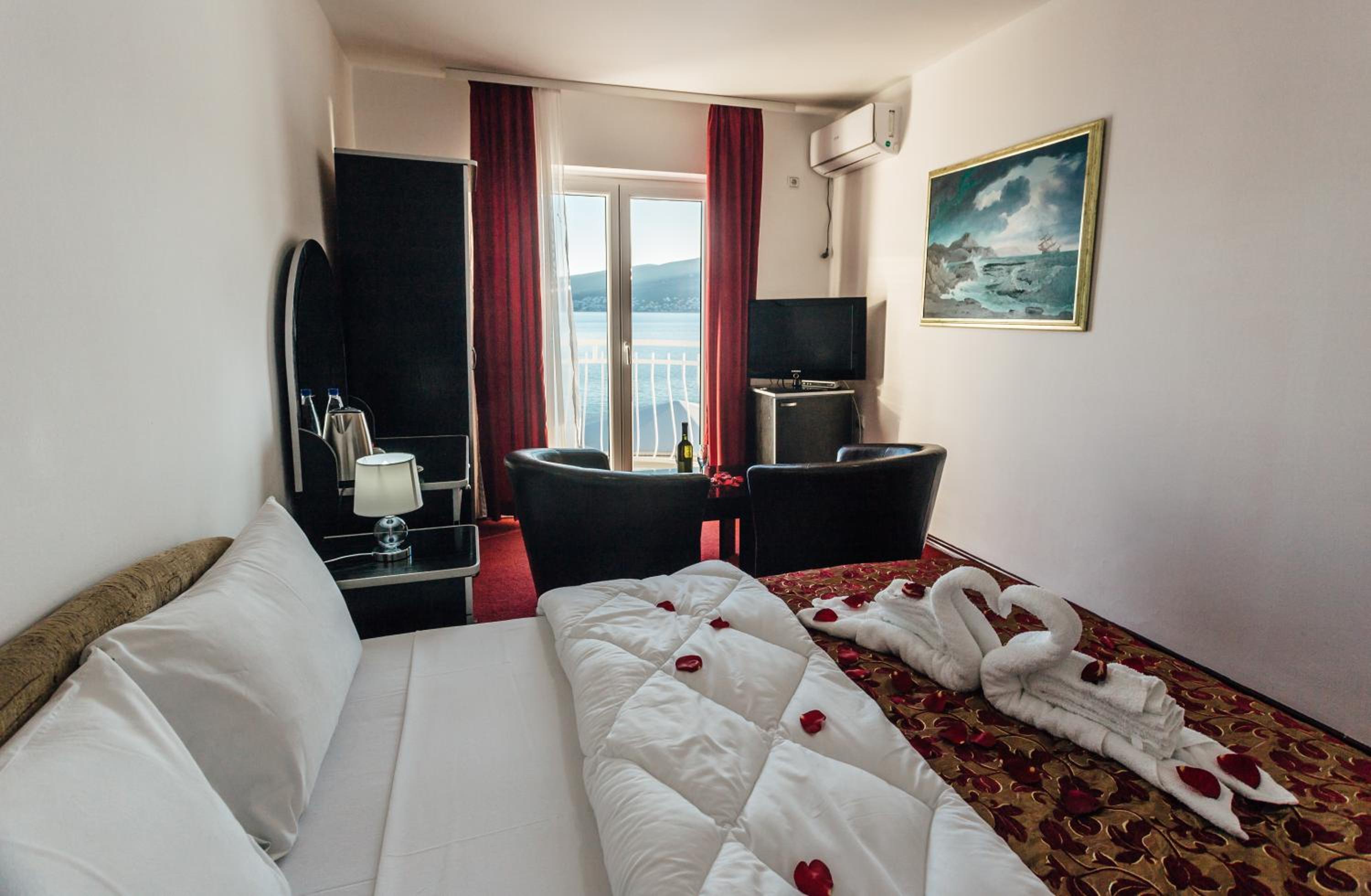 Azzurro Hotel Bijela, Herceg Novi 19/50