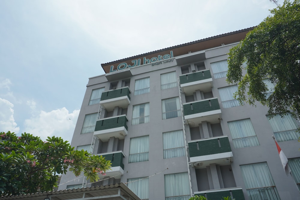 Loji Hotel Solo 5/64